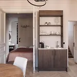 Zurenborg Suites